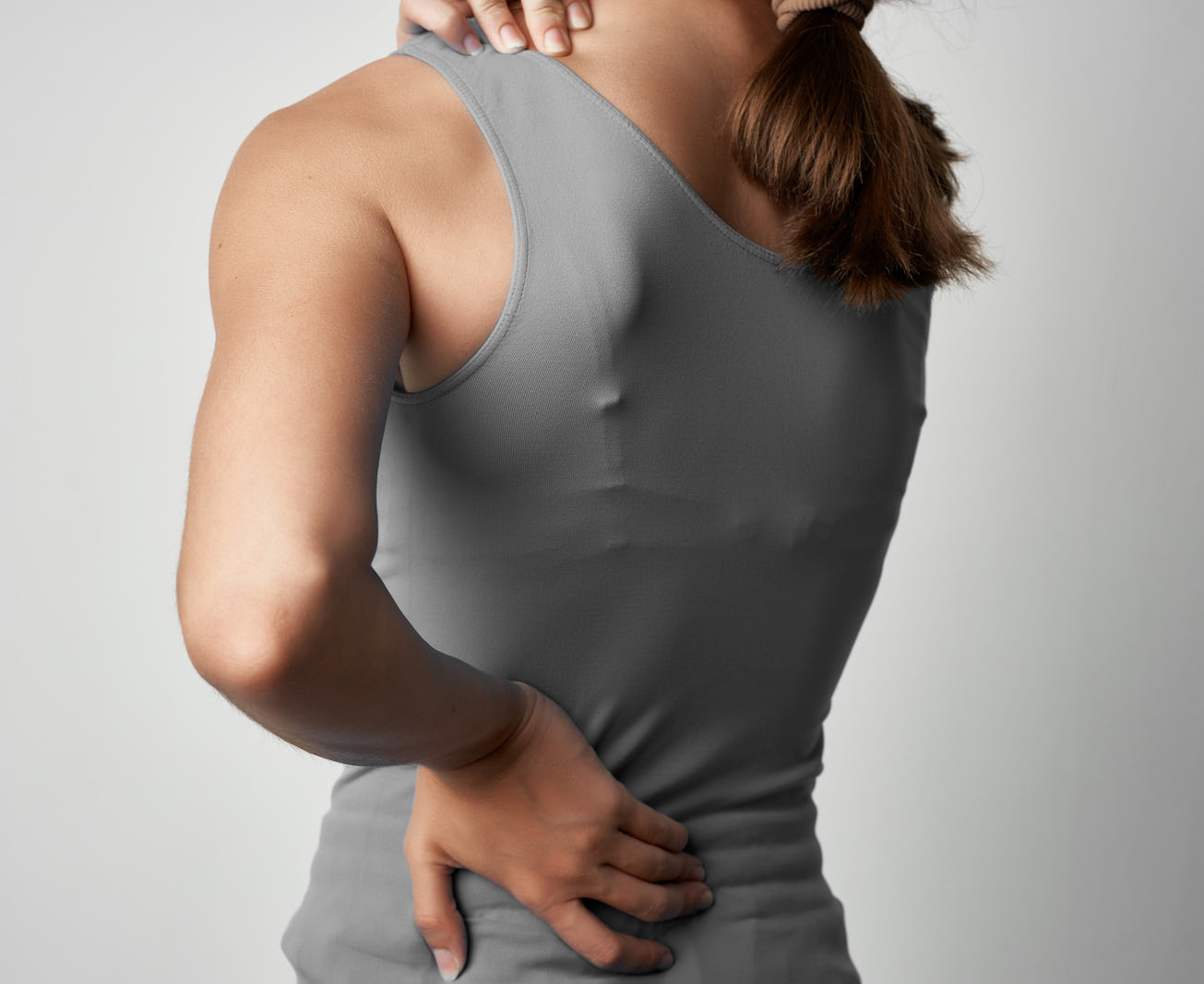 Master Your Herniated Disc Pain: Essential Do’s and Don’ts from a Spine Surgeon